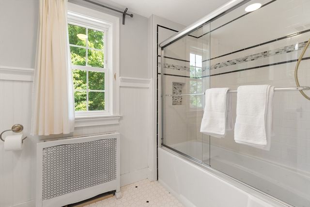 12 Powder House Rd Ext, Medford, MA 02155