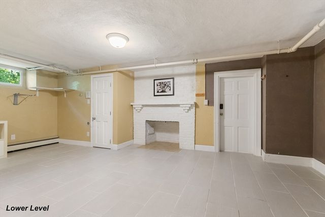 12 Powder House Rd Ext, Medford, MA 02155