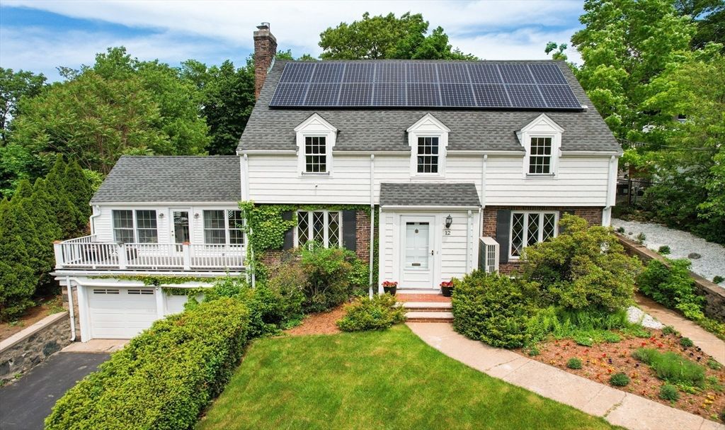 12 Powder House Rd Ext, Medford, MA 02155