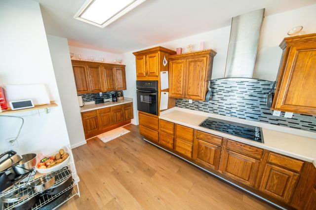 1520 10th Avenue NE, Rochester, MN 55906