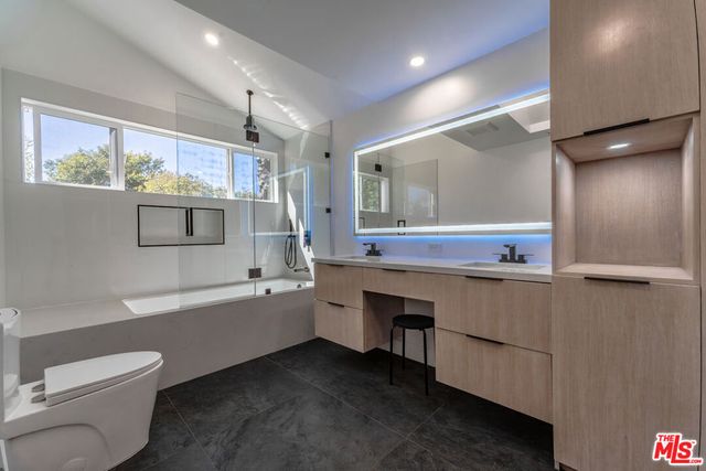 23604 Real Court, Valencia, CA 91355