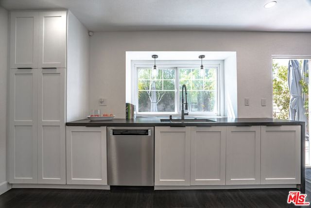 23604 Real Court, Valencia, CA 91355