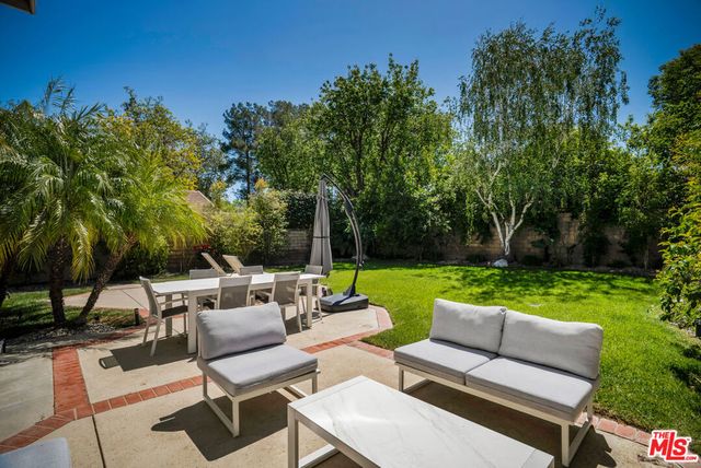 23604 Real Court, Valencia, CA 91355