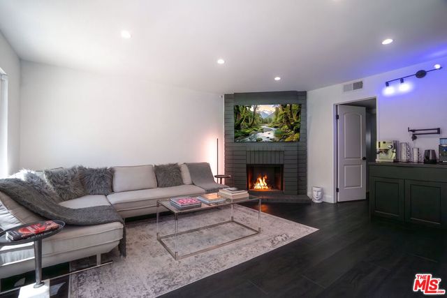 23604 Real Court, Valencia, CA 91355