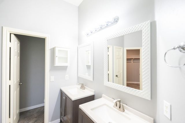 822 Oak Lodge Court, League City, TX 77573