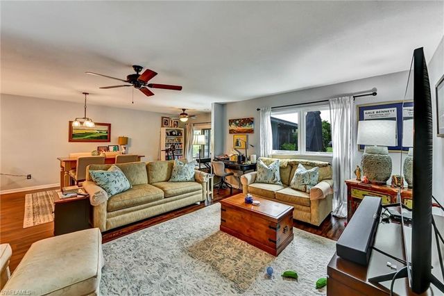 4259 Island CIR 3, Fort Myers, FL 33919