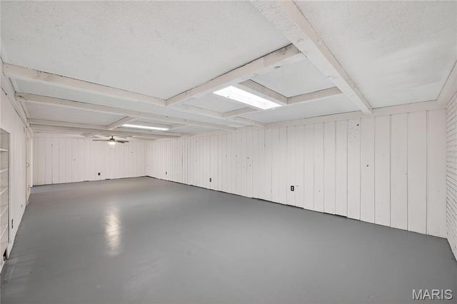 28 Saint Lawrence Drive, St Peters, MO 63376