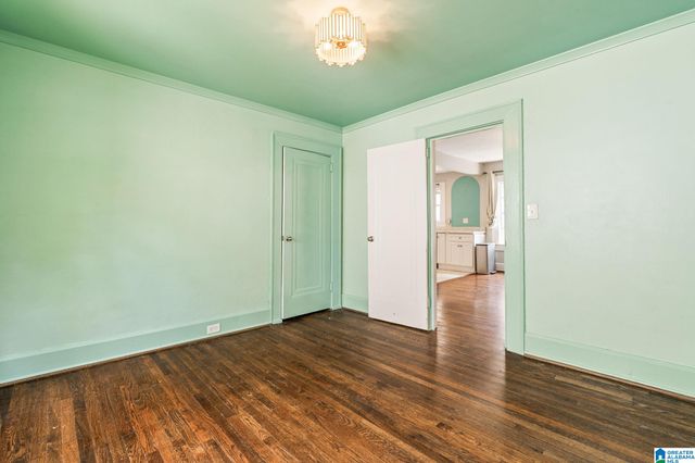 2702 17TH AVENUE N, Birmingham, AL 35234