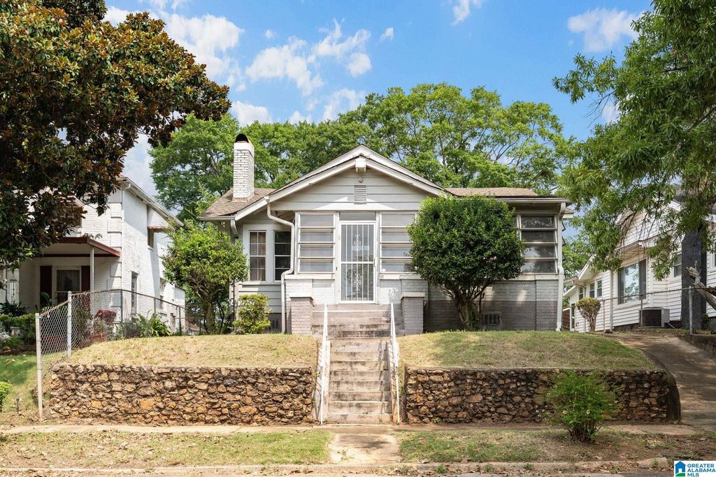 2702 17TH AVENUE N, Birmingham, AL 35234