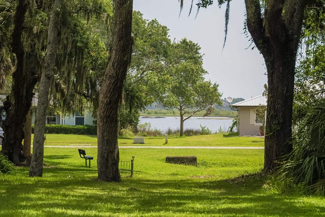 494 Romano St, St Augustine, FL 32086