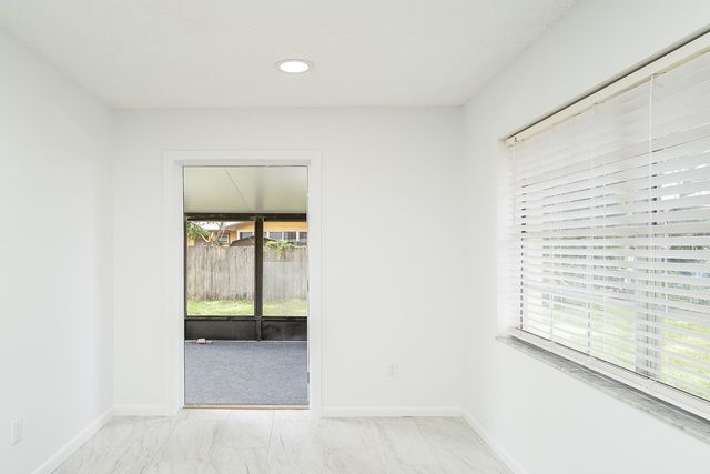 494 Romano St, St Augustine, FL 32086