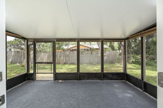 494 Romano St, St Augustine, FL 32086