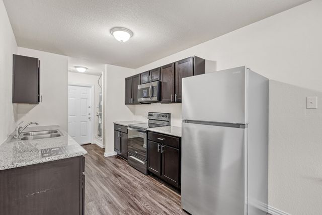 1618 Gale Drive, Pelican Bay, TX 76020