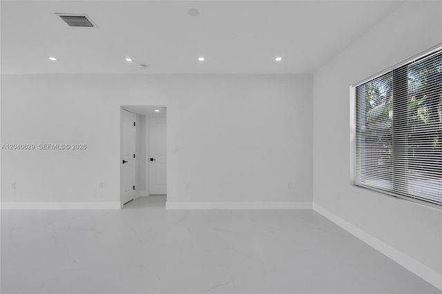 337 W 28th St, Miami Beach, FL 33140