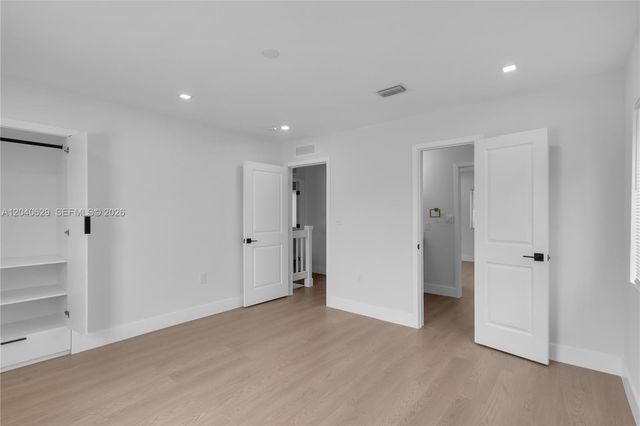 337 W 28th St, Miami Beach, FL 33140
