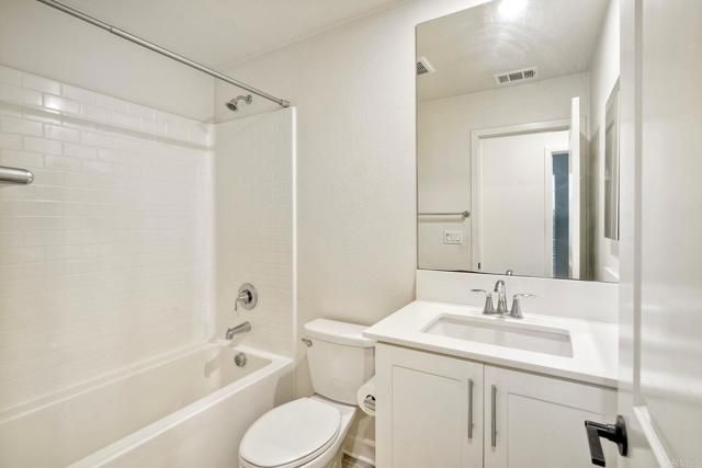 4336 Harbor Way 4, Oceanside, CA 92056