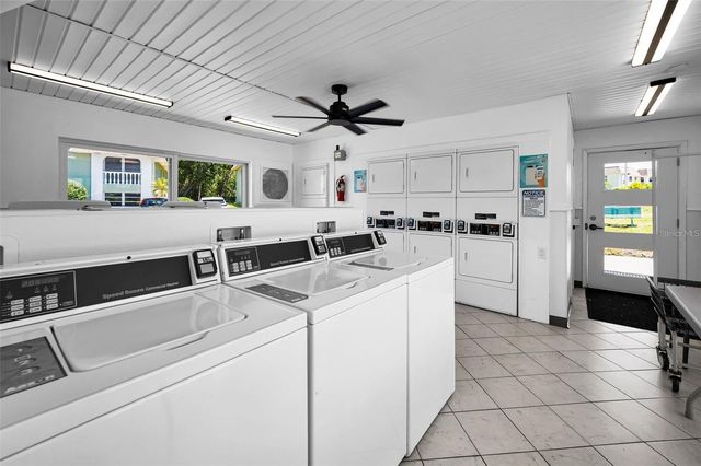 1250 S PINELLAS AVENUE 306, Tarpon Springs, FL 34689