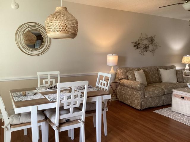 1250 S PINELLAS AVENUE 306, Tarpon Springs, FL 34689