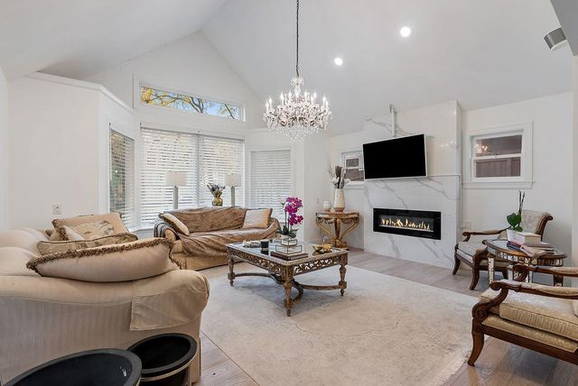 1703 Meadowbrook DR, Austin, TX 78703