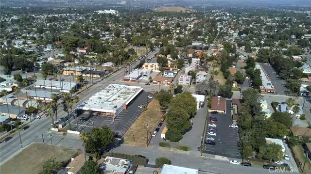 1566 N D, San Bernardino, CA 92405