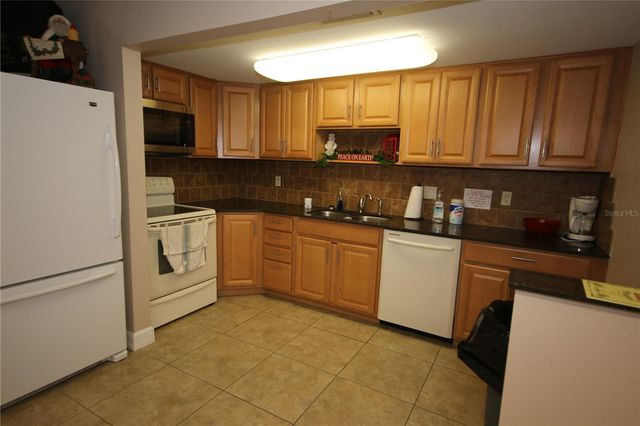 4880 LOCUST STREET NE 338, St Petersburg, FL 33703