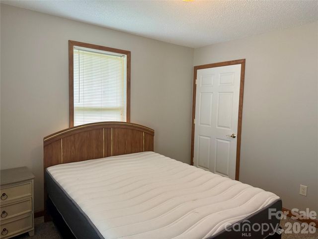 137 Warren Haynes Drive, Asheville, NC 28806