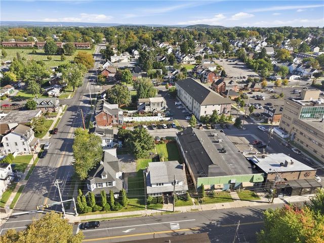 7 East Elizabeth Avenue, Bethlehem City, PA 18018