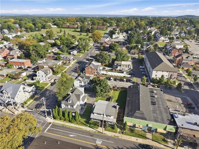 7 East Elizabeth Avenue, Bethlehem City, PA 18018