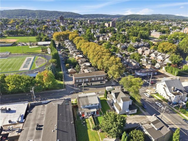 7 East Elizabeth Avenue, Bethlehem City, PA 18018