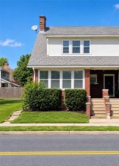 7 East Elizabeth Avenue, Bethlehem City, PA 18018