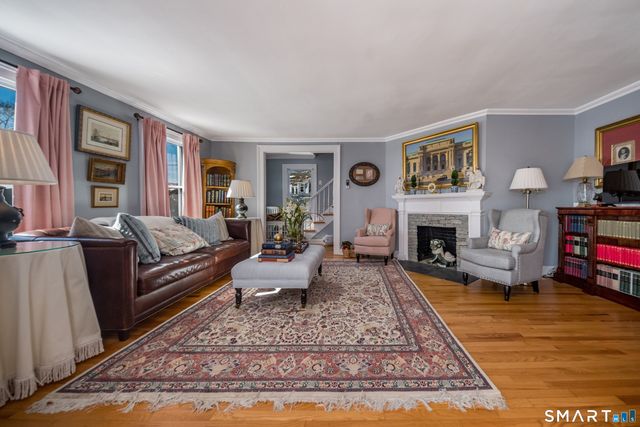 121 Middle Beach Road, Madison, CT 06443
