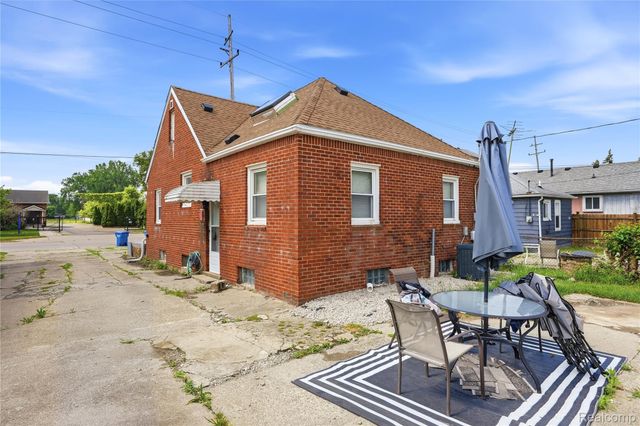 13995 Toepfer Road, Warren, MI 48089