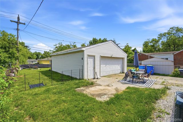 13995 Toepfer Road, Warren, MI 48089