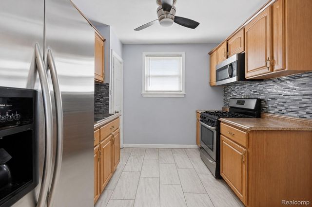 13995 Toepfer Road, Warren, MI 48089