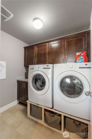 18436 Village Parkway E, Bonney Lake, WA 98391