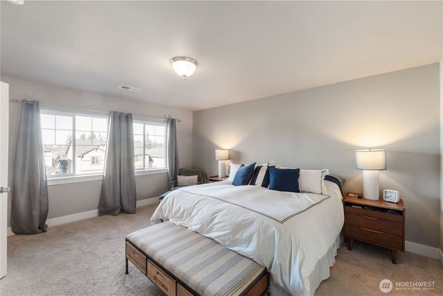 18436 Village Parkway E, Bonney Lake, WA 98391