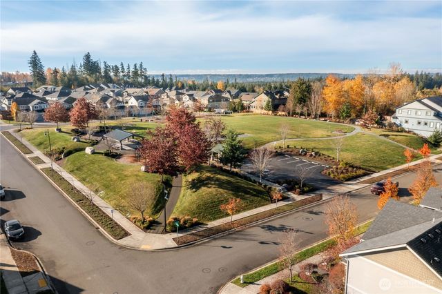 18436 Village Parkway E, Bonney Lake, WA 98391