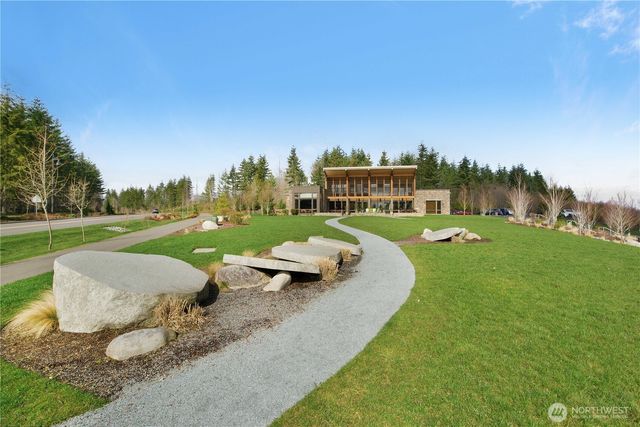 18436 Village Parkway E, Bonney Lake, WA 98391