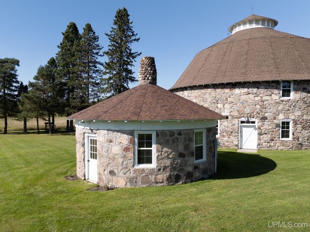 12248 Dupont Road, Hurley, WI 54534