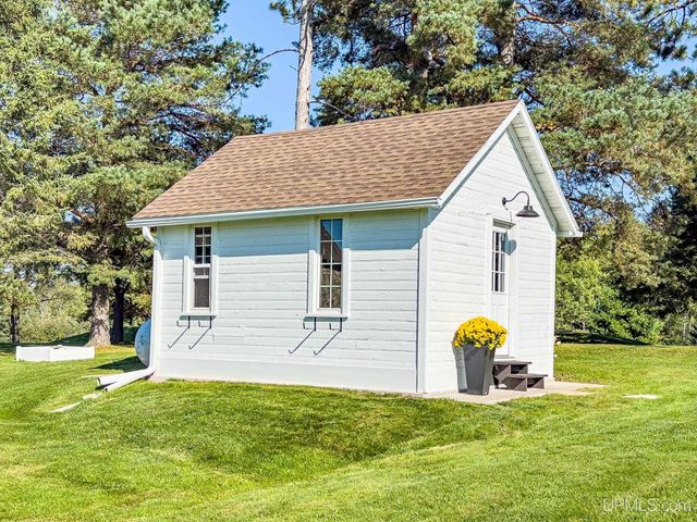 12248 Dupont Road, Hurley, WI 54534