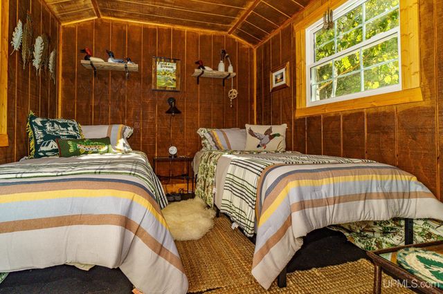 12248 Dupont Road, Hurley, WI 54534