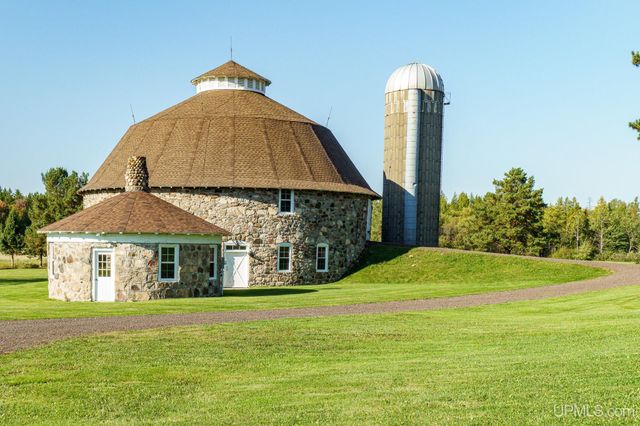 12248 Dupont Road, Hurley, WI 54534