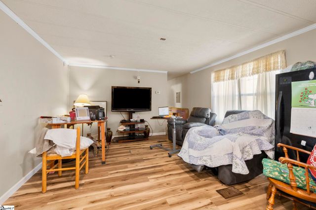 2728 Indian Mound Road, Laurens, SC 29360