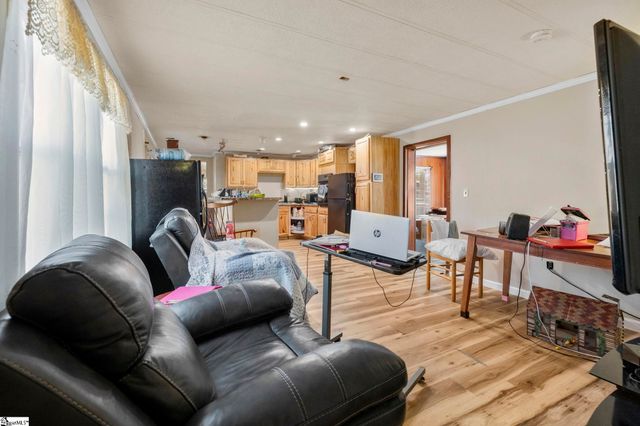 2728 Indian Mound Road, Laurens, SC 29360