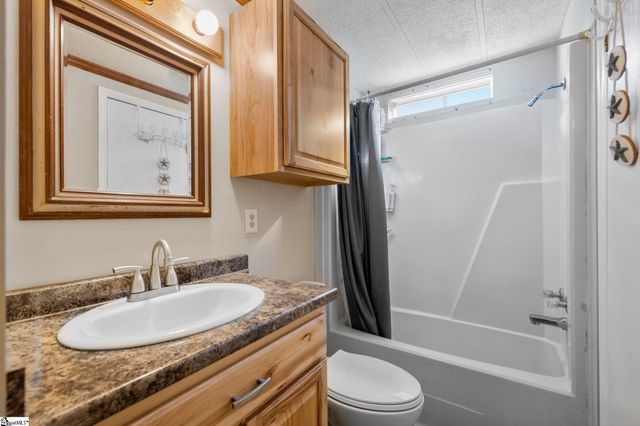 2728 Indian Mound Road, Laurens, SC 29360