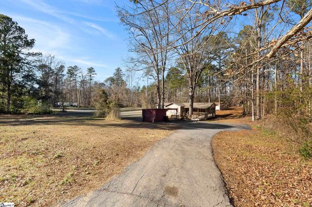 2728 Indian Mound Road, Laurens, SC 29360
