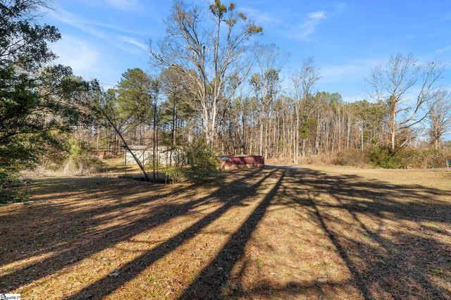2728 Indian Mound Road, Laurens, SC 29360
