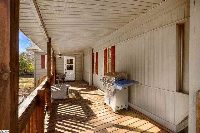 2728 Indian Mound Road, Laurens, SC 29360