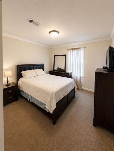 906 Moms Road, Port Bolivar, TX 77650