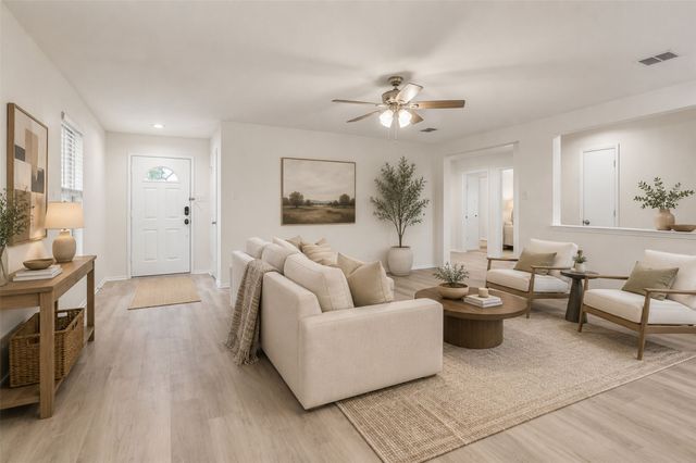 14812 Ledgeview Court, Balch Springs, TX 75180